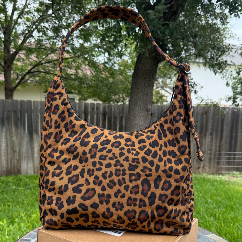 Baggu Nylon Shoulder Bag - Leopard